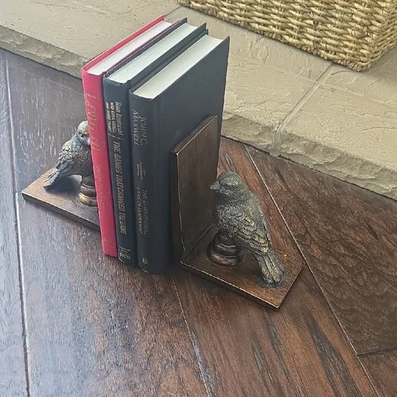 Rustic Bird Bookends - Brown and Gold - Picture 5 of 5